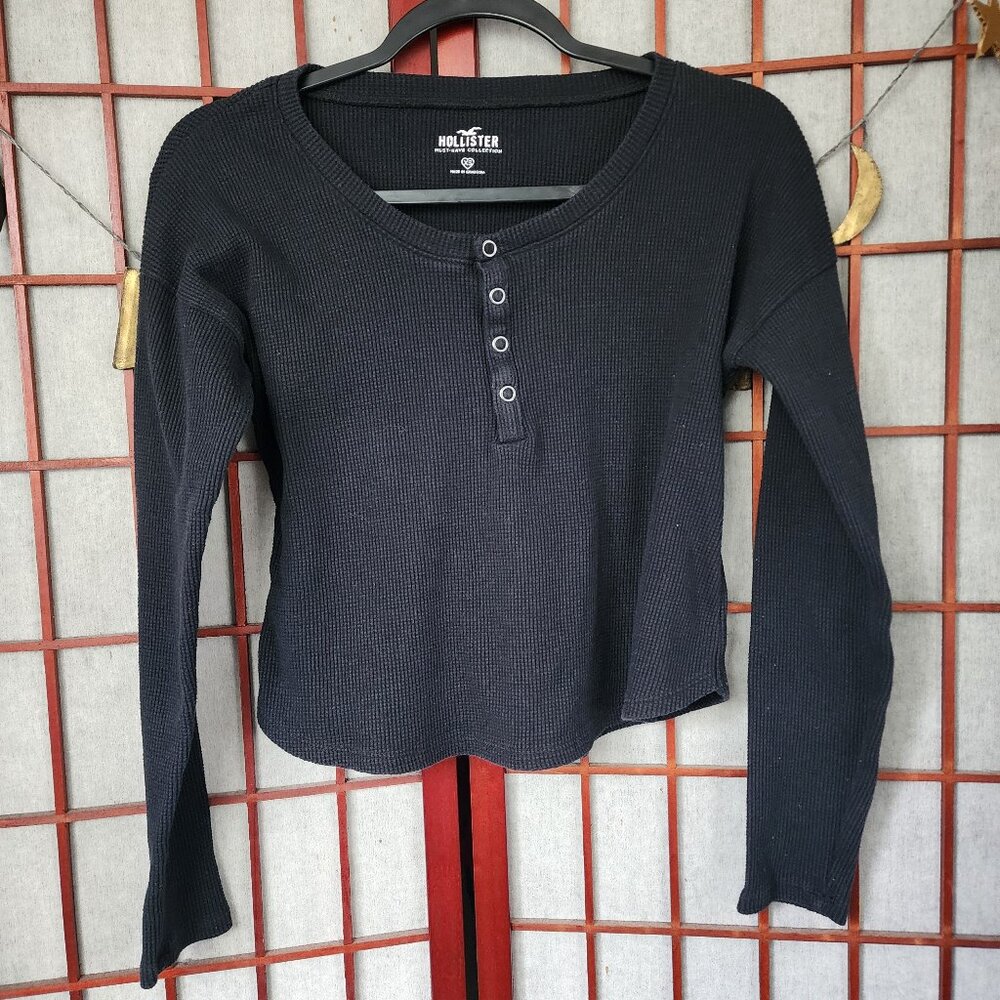 HOLLISTER black long sleeve button top sweater for casual wear